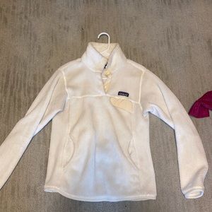 Patagonia white fleece pullover jacket